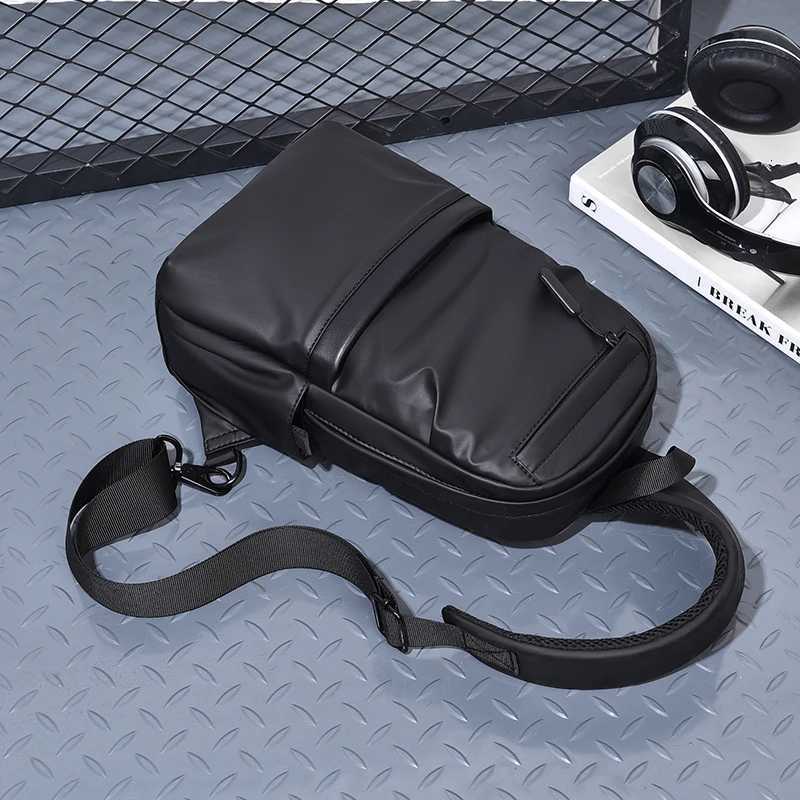 Fashion Men Portable Mtifunctial Daily Crossbody Bag Trendy Street New Messenger Bag Men Sports Large Capacity Diagal Backpack Y251121