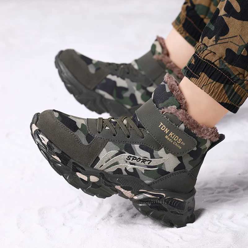 Winter Plush Boots For Children Anti-slippery Thick Warm Snow Boots Leather Trend Fashion Teenager Boys Cotton Camouflage ShoesW251121