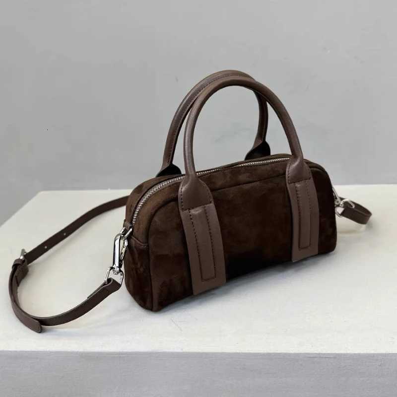 Suede Bost low Pack Wen Brand Designer Shoder Bowling Bag 2024 Autumn Winter High Street Fi Crossbody Bags Y251121