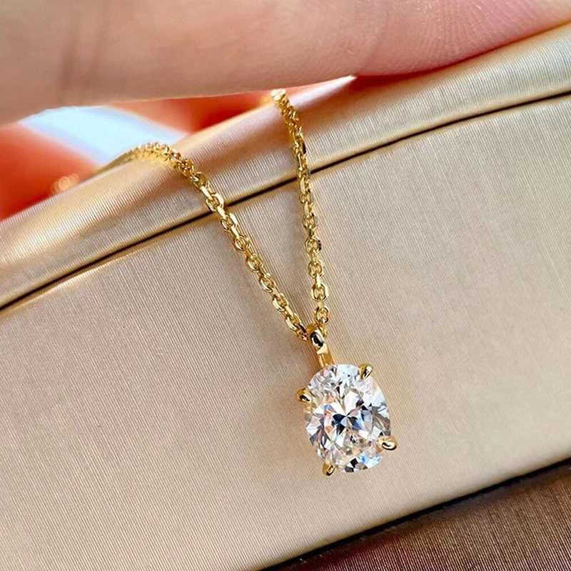 Huitan Simple Oval Shape Zirconia Pendant Necklace Lady Engagement Jewelry Fashion Versatile Gold Color Accessories for WeddingXJ251121