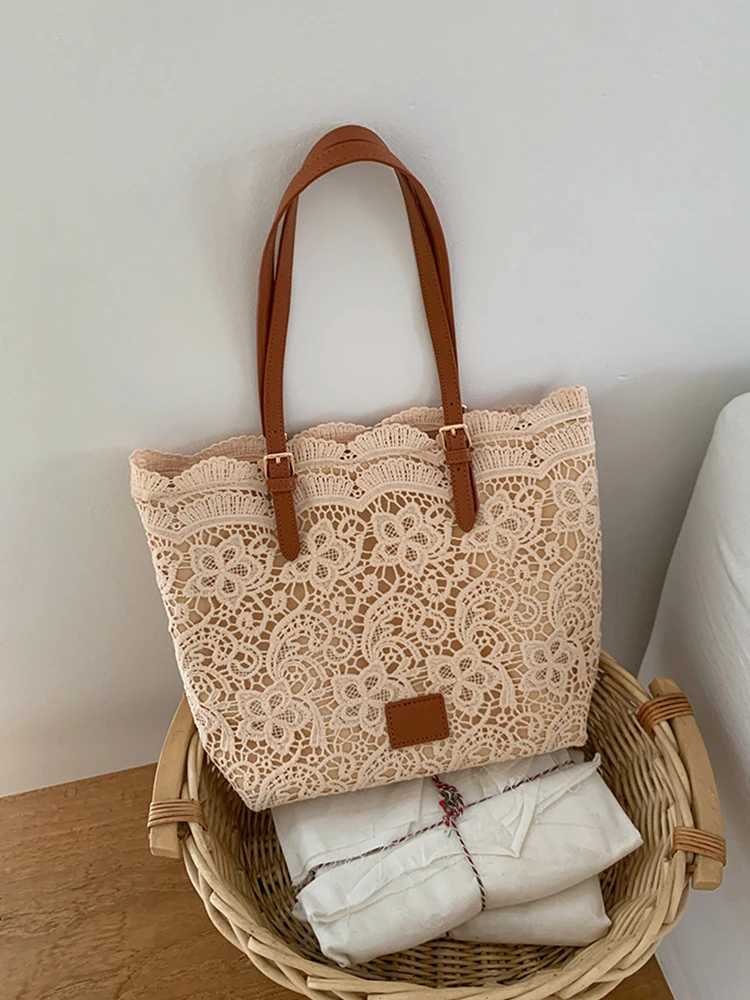 2025 New Lace Large Capacity Shoulder Bag Gentle Womens Daily Commuter Bag Fashionable Casual Handheld Womens BagT251121