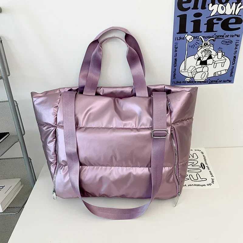 2025 New N Woven Solid Travel Handbag Large Capacity Zipper Popar Fi Shoder Bag Soft Simple Cmuting Crossbody Bag Y251121