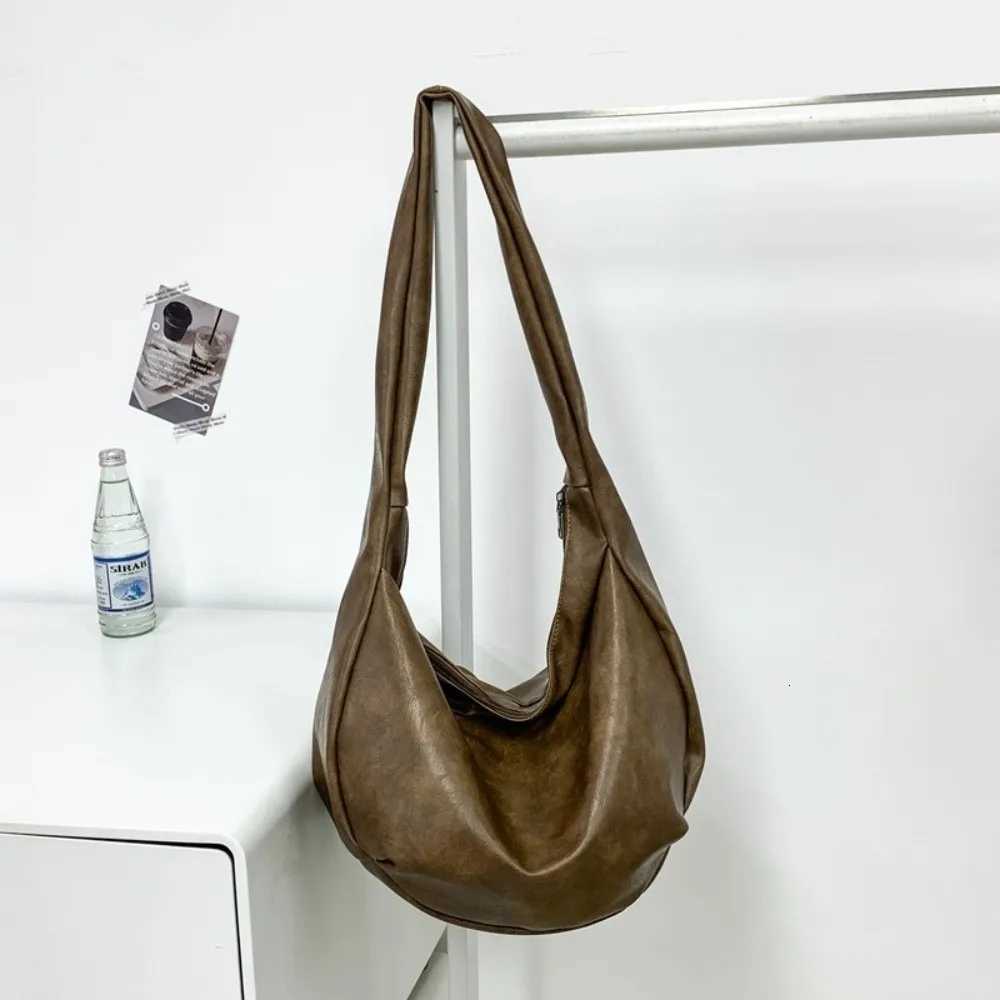 Japanese Style PU Leather Shoulder Bag Large Capacity Streetwear Casual Chest Pack Lightweight Multi-FunctionalT251121