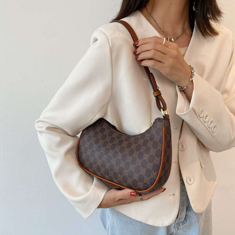 High end fashion printed small for women's 2025 new western-style shoulder summer texture underarm half moon bag