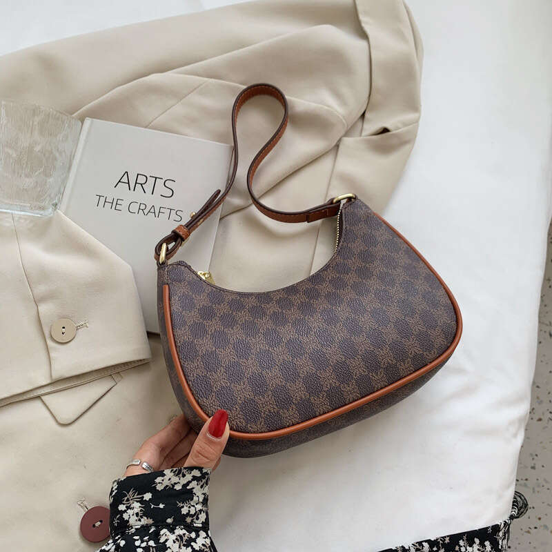 High end fashion printed small for women's 2025 new western-style shoulder summer texture underarm half moon bag