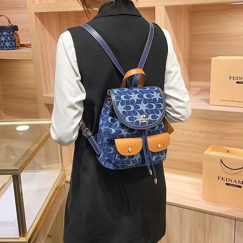 Ladies backpacks light luxury retro denim canvas bags fashionable 2025 new models high-end commuting large-capacity backpacW251121