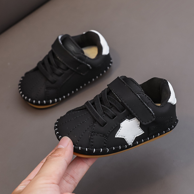 Luminous shoes, soft soled baby shoes, indoor shoes, fashionable and trendy shoes for young children, breathable sports shoes, casual children's 