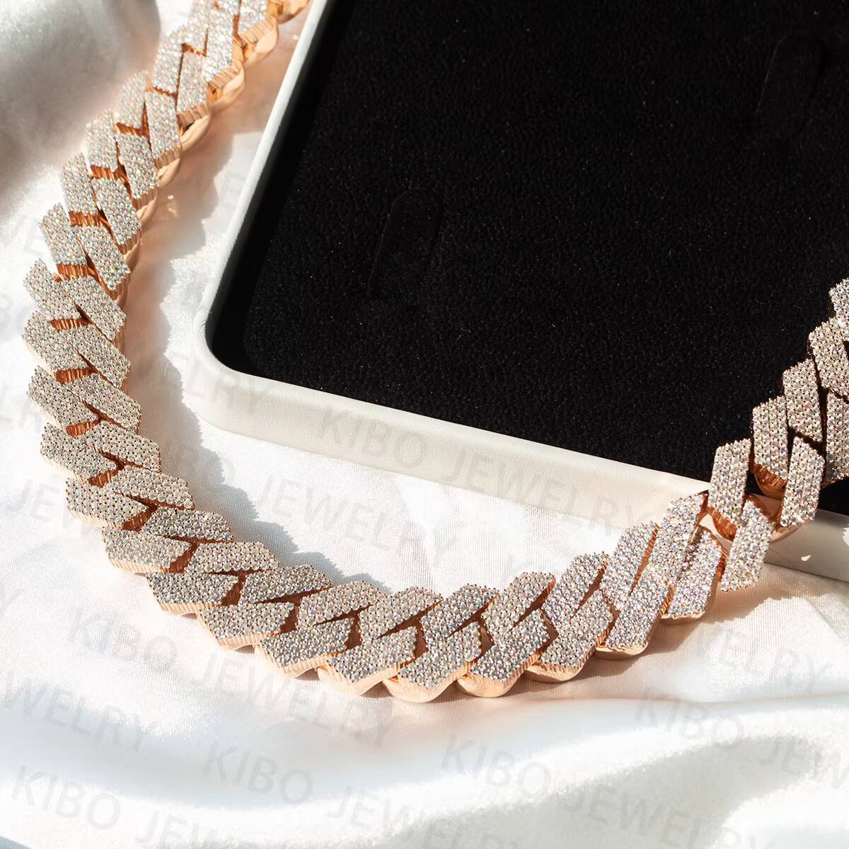 Hiphop Thickness Chain Rose Gold 20mm 4 Rows VVS Moissanite Diamonds Pass Tester Sterling Silver Cuban Link Chain Moissanite