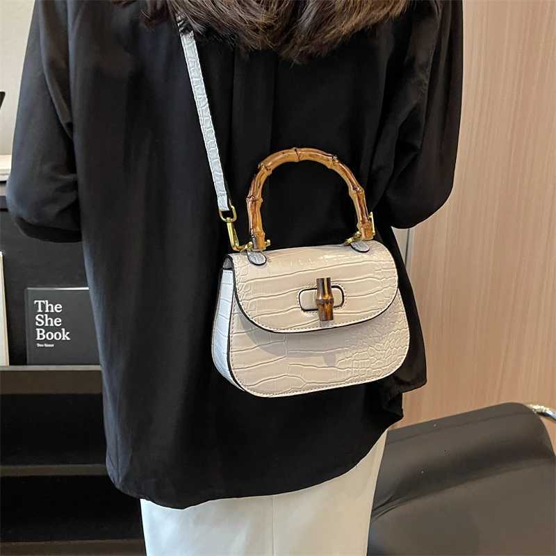 Brand bamboo hand bags for wen High quality PU shoder bag Designer crossbody bag Cute purses and handbags Luxury sahel Y251121