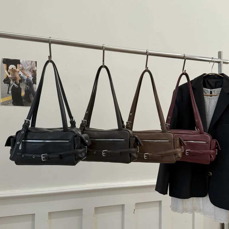 Branded Underarm Shoder Bags For Wen 2025 Lat Trendy Designer Handbags Luxury Casual Street Mti-pocket Cmute Sahels Y251121