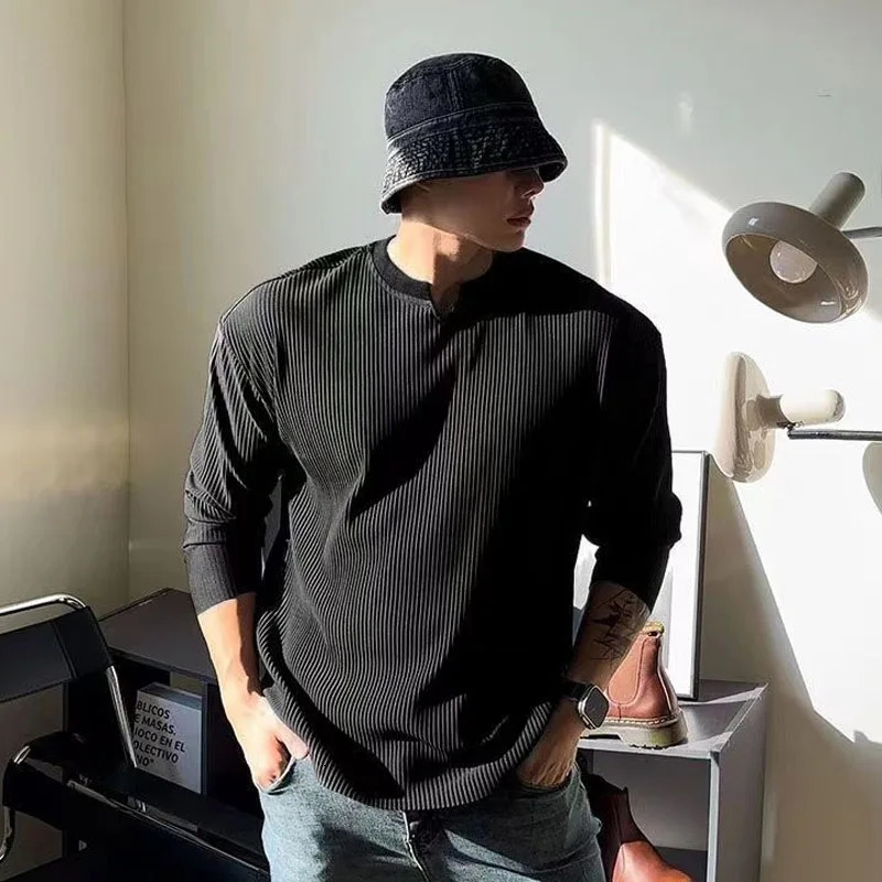 Mens Vneck loose fitting long sleeved Tshirt for spring and summer arrivals fitness muscle fit comfortable sportswear 250411Z