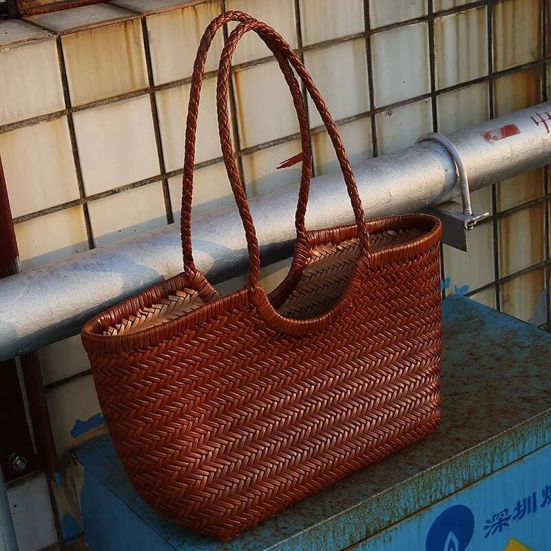 Designer Bag Women's Spring Summer French Vintage Large Capacity Tote Bag,Leather Woven Beach Bag Casual Style Irregular Handbag