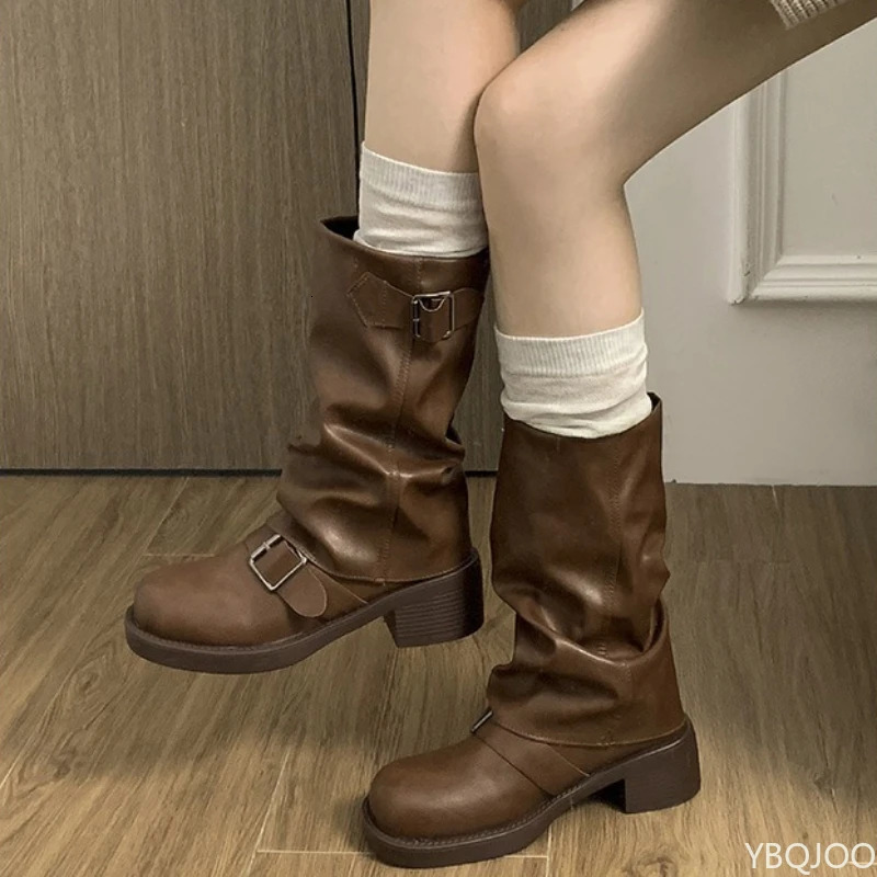 Autumn and Winter Fashion Retro Brown Western Cowboy Boots Womens Look Slim Thick Stacked Short 251121