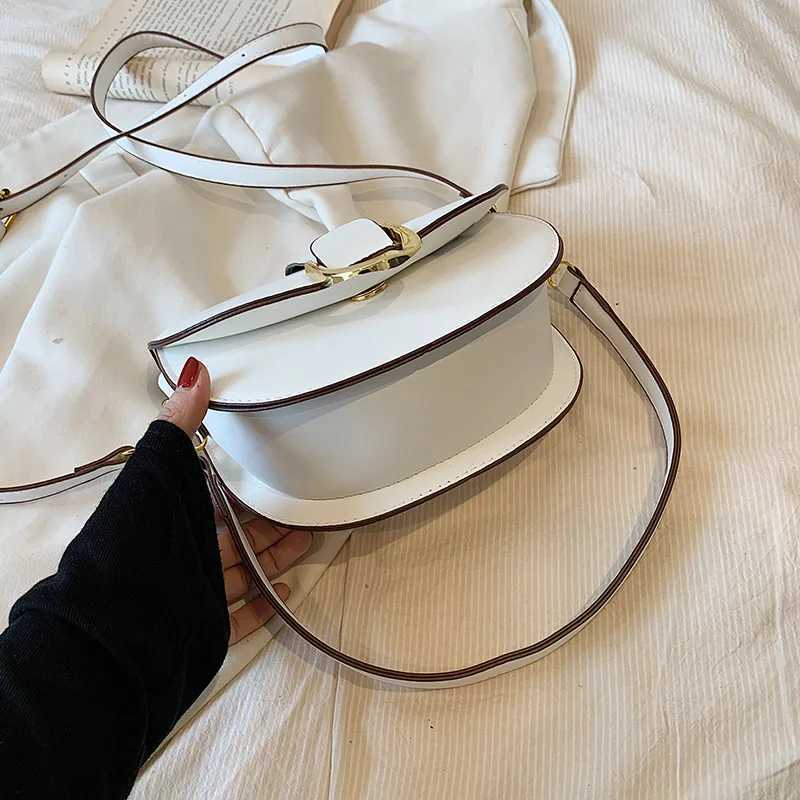 MOODS Famous Brand Saddle Shoder Bags For Wen Golden Hardware Solid Color PU Crossbody Bag 2023 New Luxury Designer Handbags Y251121