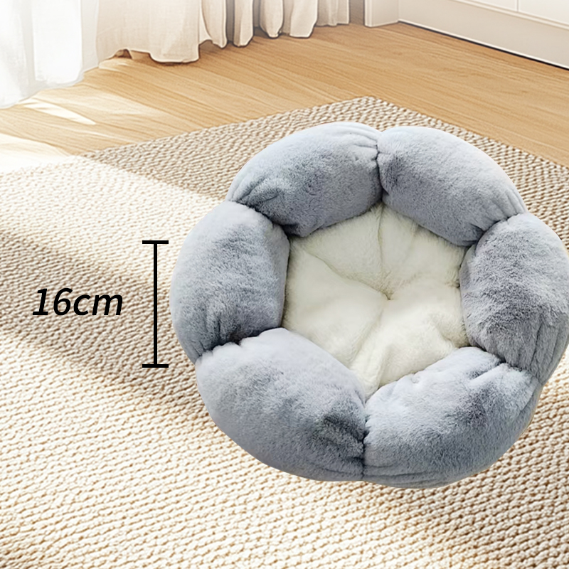 Soft Cozy Petal-Shaped Plush Cat Bed for Comfortable Naps