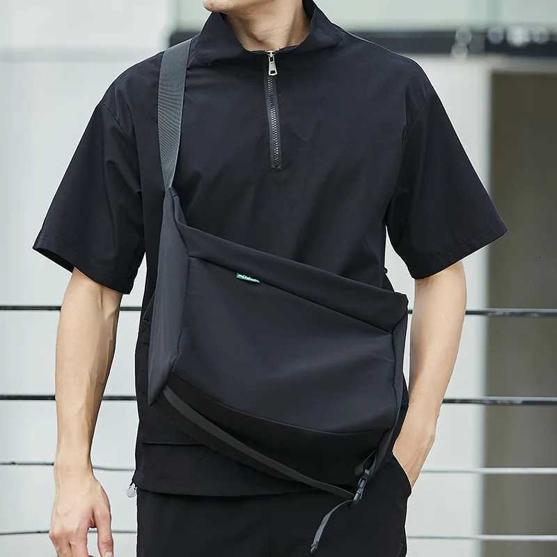 Fashion Waterproof Mens Travel Shoder Bag Lightweight Oxford Cloth Fiable Men Diagal Cross Bag Large Capacity Student Book Bag Y251121