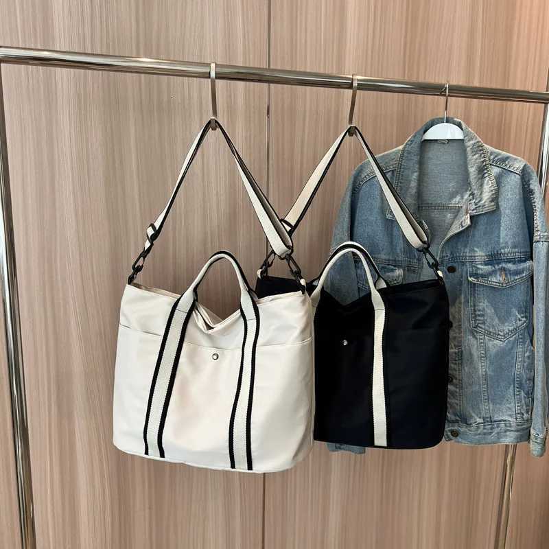 Special Bag 2024 New Fashion Womens Bag Sports Canvas Tote Casual Large Capacity Shoulder BagT251121