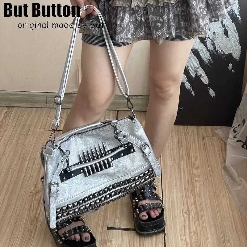 Subculture Y2K Spicy Girl Rivet Retro Skeleton Bullet Motorcycle Bag Harajuku Womens Trendy Cool Single Shoulder Crossbody BagW251121