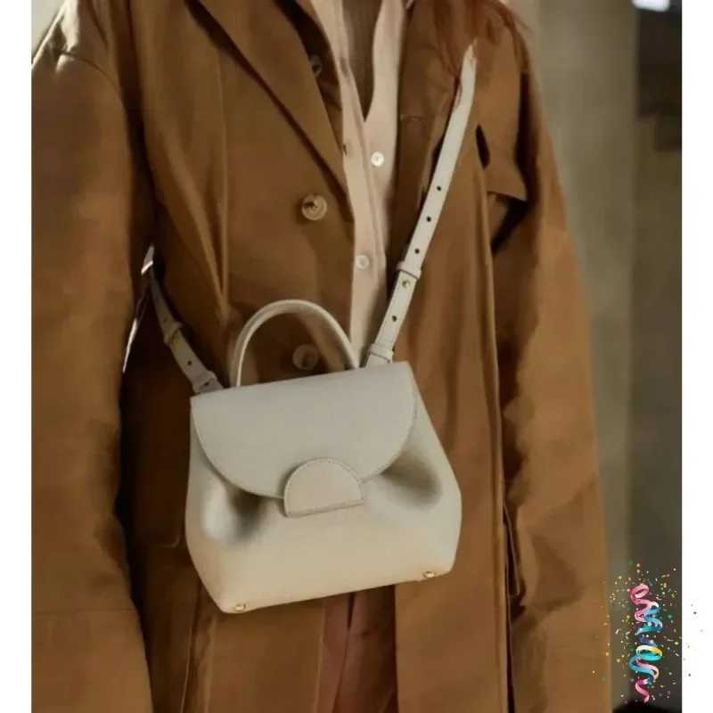 Brand French Shoder Ctrast Lihi Pattern Handbag Backpack Crossbody Bag Wen Niche Single Shoder Bag Cmuting Gift Y251121