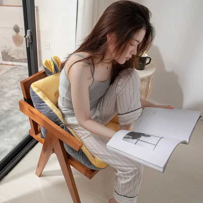 Thick Comfort Semi-Enclosed One Seat Cushion for Office Chair Pain Cushion Sciatica Bleacher Seats with Backs and Cushion C251121