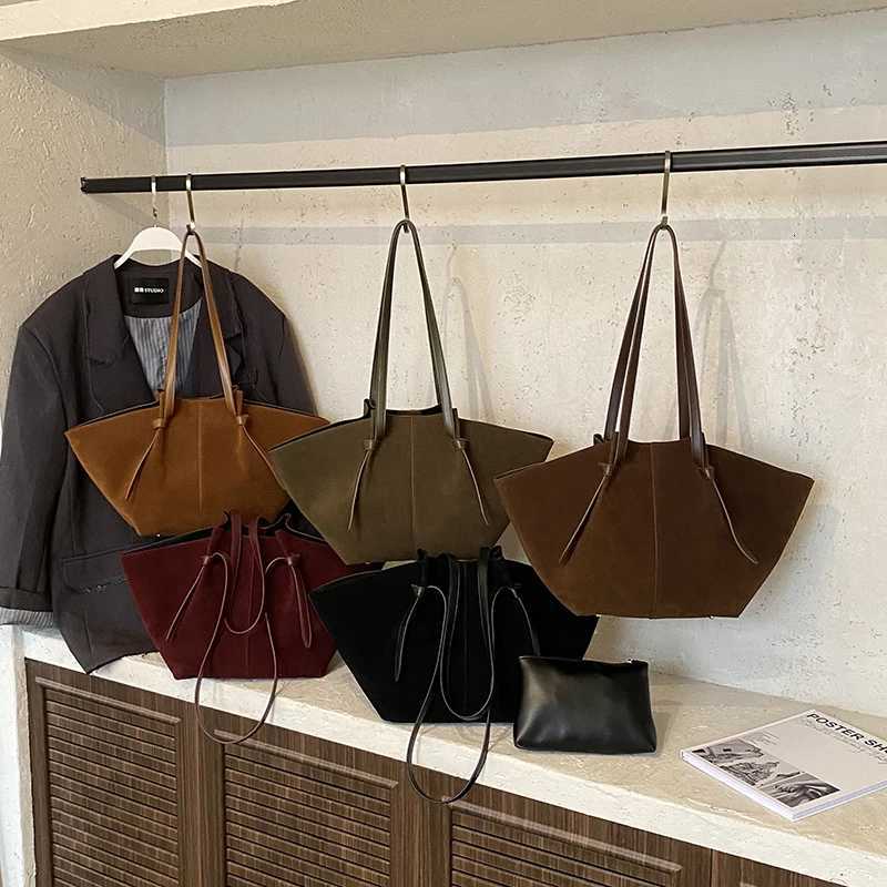 2025 Autumn New Branded Big Tote Bag Set For Wen PU Suede Pure Color 2-IN-1 Large Capacity Shoder Shoppers Designer Handbags Y251121