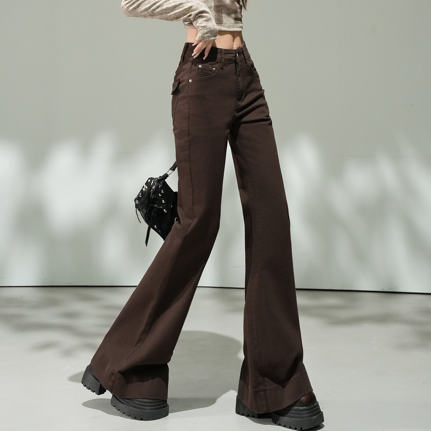 Designer luxury Brown Flared Fleece-Lined Jeans for Women, Autumn/Winter 2025, Stretchy, Pear-Shaped Body, Loose Wide-Leg Pants