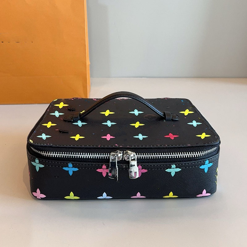 Colorful Cosmetic Cases Women Leather Luxurys Designers Bags Totes Handbag Wallets Messenger Purse Card Holder pouch Travel outdoors Messenger Bag 23cm