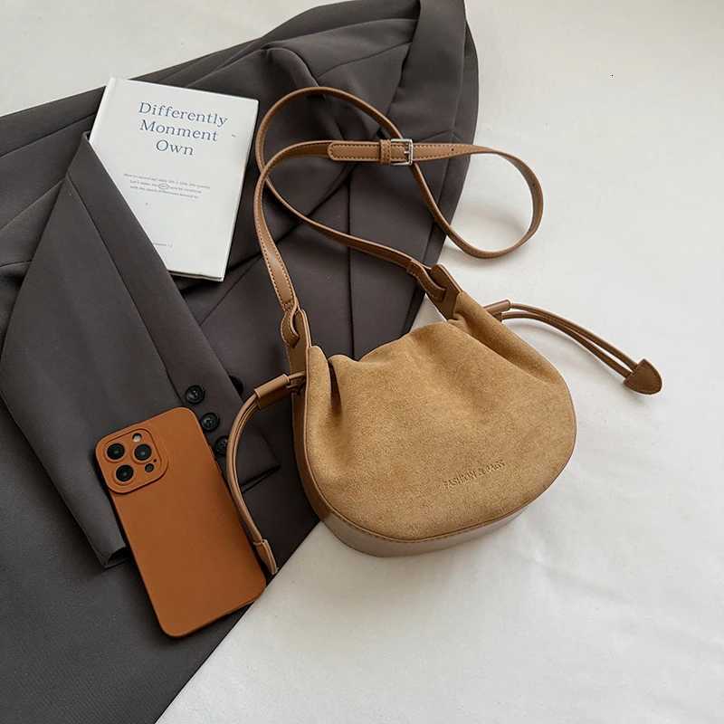 Faux Suede Solid Color Sewing Crossbody Bags Large Capacity Versatile Wens Bags S 2025 New Autumn New Shoder Bag Y251121