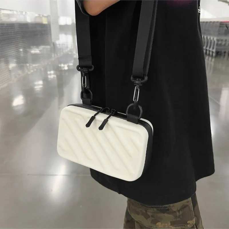 2025 New Mens Bag Fashion Trend Shoulder Bag High Quality Design Crossbody Bag PU Light Luxury Handbags HOT SALET251121