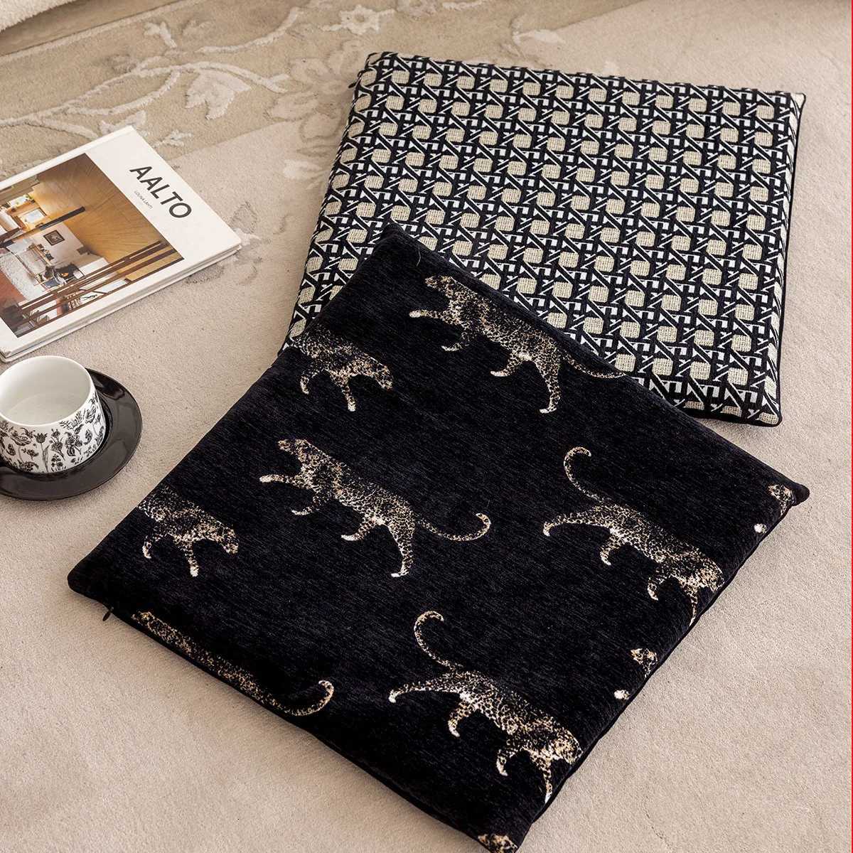 Medieval square chair cushion removable and washable tatami bay window case office fart cushion seat cushion memory cotton C251121