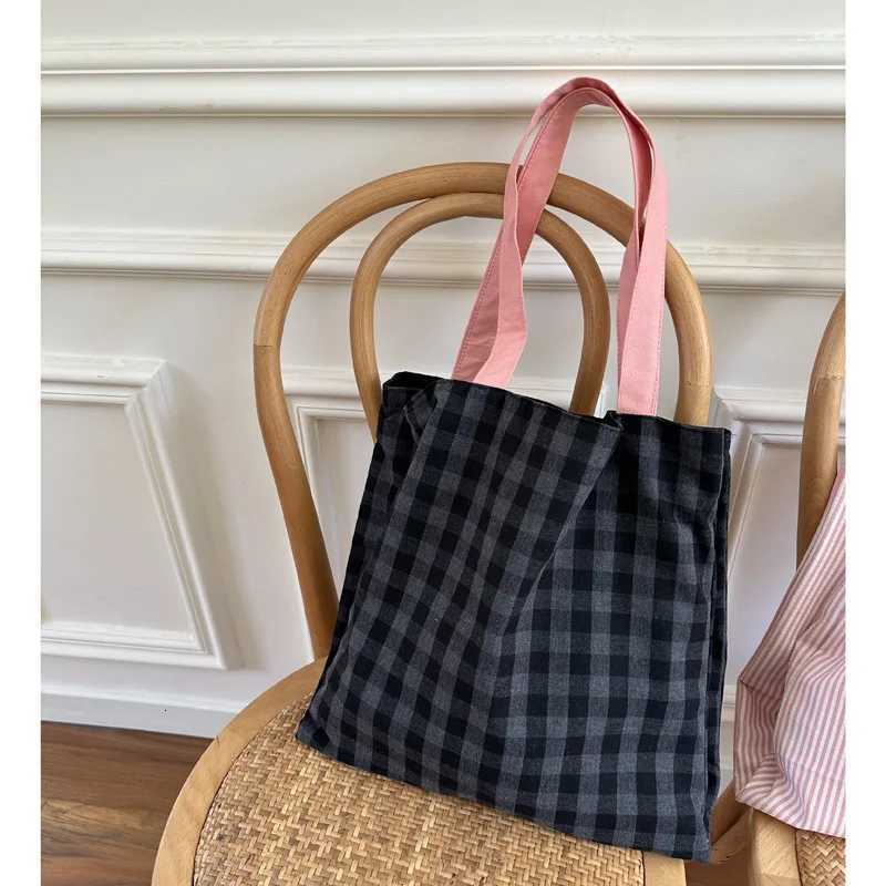 Tote Bag Luxury Designer High-Capacity Striped Korean Fashion Vintage Women Shoulder Bags Handbag Travel Bag High Quality UnisexT251121
