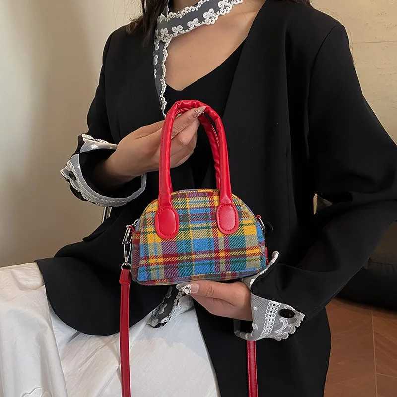 Womens Bag 2025 New Trendy Retro Color Blocked Western-style Handbag Fashionable Plaid Single Shoulder Crossbody BagsT251121
