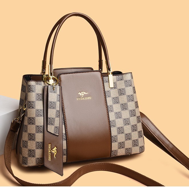 New cross-border fashion printed large capacity handbag, commuting multifunctional shoulder bag, designer bag, luxury bag, Christmas gift crossbody ba