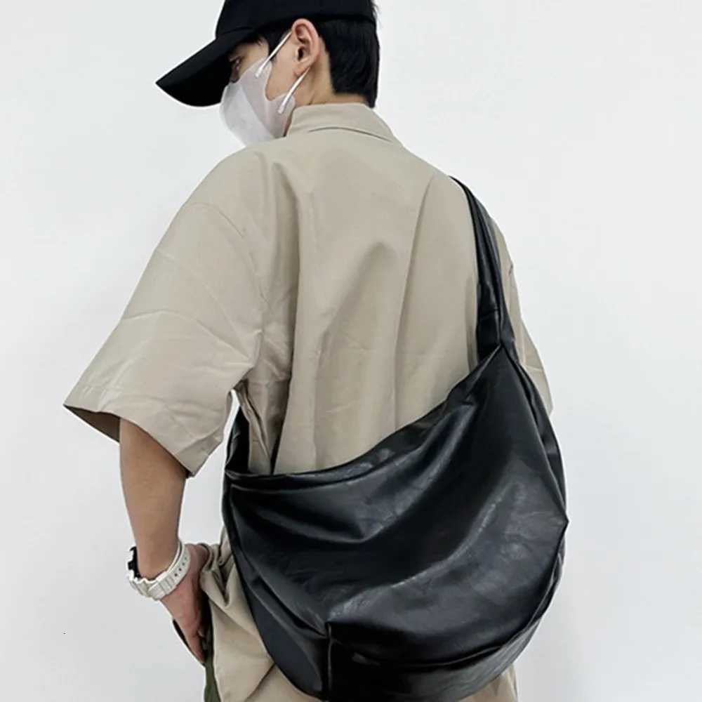 Japanese Style PU Leather Shoulder Bag Large Capacity Streetwear Casual Chest Pack Lightweight Multi-FunctionalT251121