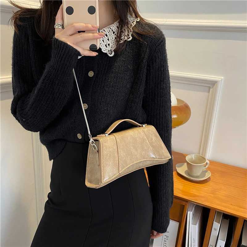 Snake Skin Wens Bag 2021 New Luxury Design Fem Hour Bag PU Chain Shoder Crossbody Purse Lady Travel Shopper Handbag Y251121