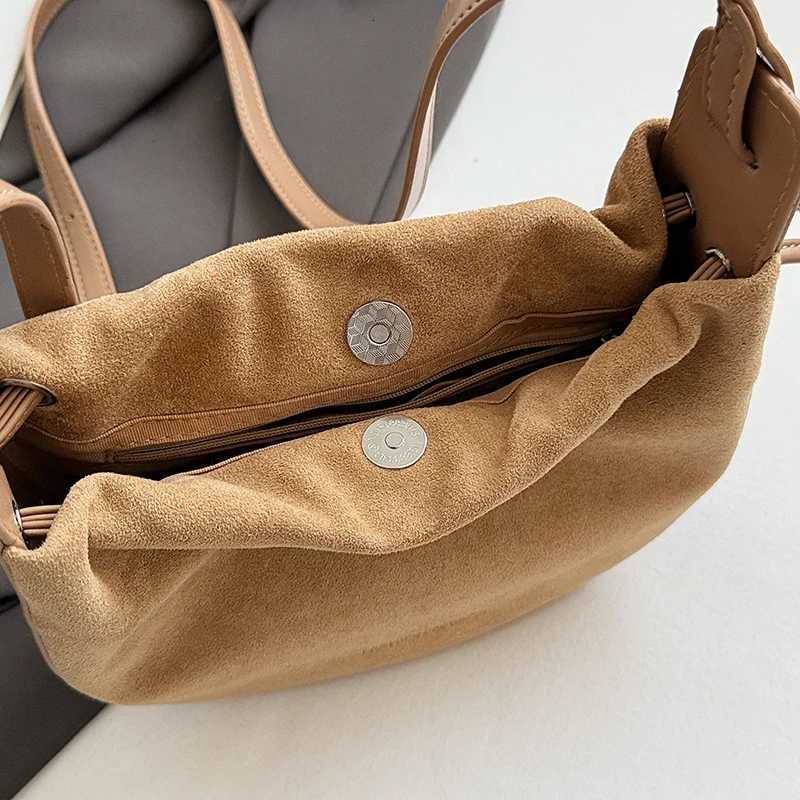 Faux Suede Solid Color Sewing Crossbody Bags Large Capacity Versatile Wens Bags S 2025 New Autumn New Shoder Bag Y251121