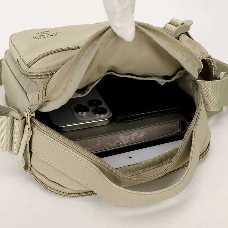 Fashion Casual Mens Bag Handbag High Quality Man Crossbody Bags Travel Bag Stylish Mens Shoulder Bag with Bottle PocketT251121