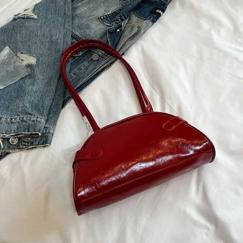 Solid Color Wen Shoder Shell Bag Lace Cmuter Versatile Ladies Underarm Bags Simple Portable Fem Purse Handbags Y251121