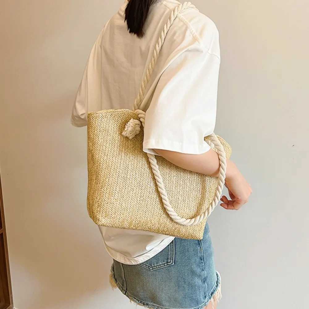New Shoulder Bag Summer Beach Tote Bag Large Capacity Raffia Boho Shoulder Bag Top-Handle Bags WomenT251121