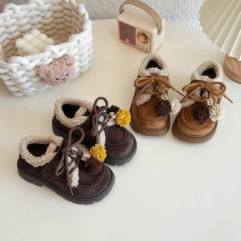 2025 Winter New Childrens Fashion Teddy Hair Snow Boots Girls Boys Thick Velvet Warm Shoes Boys Girls School BootsW251121