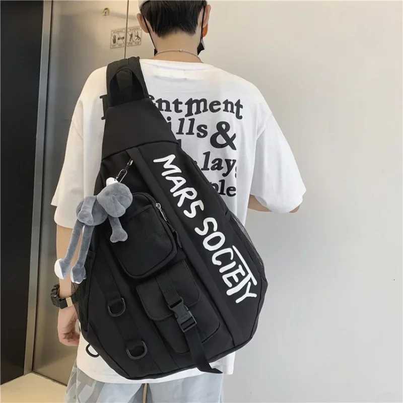 Fashion Mens Messenger Shoder Bag Sports Travel Large Capacity Backpack Fem Students Crossbody Ch Casual Bag bolso Y251121