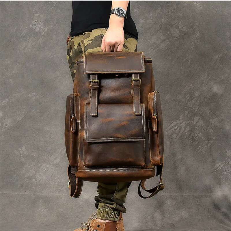 Designer Bag Retro Crazy Horse Leather Men's Backpack Male Computer Bag Large Capacity 15.6 Inch Laptop Bags Genuine Leather Travel Backpacks