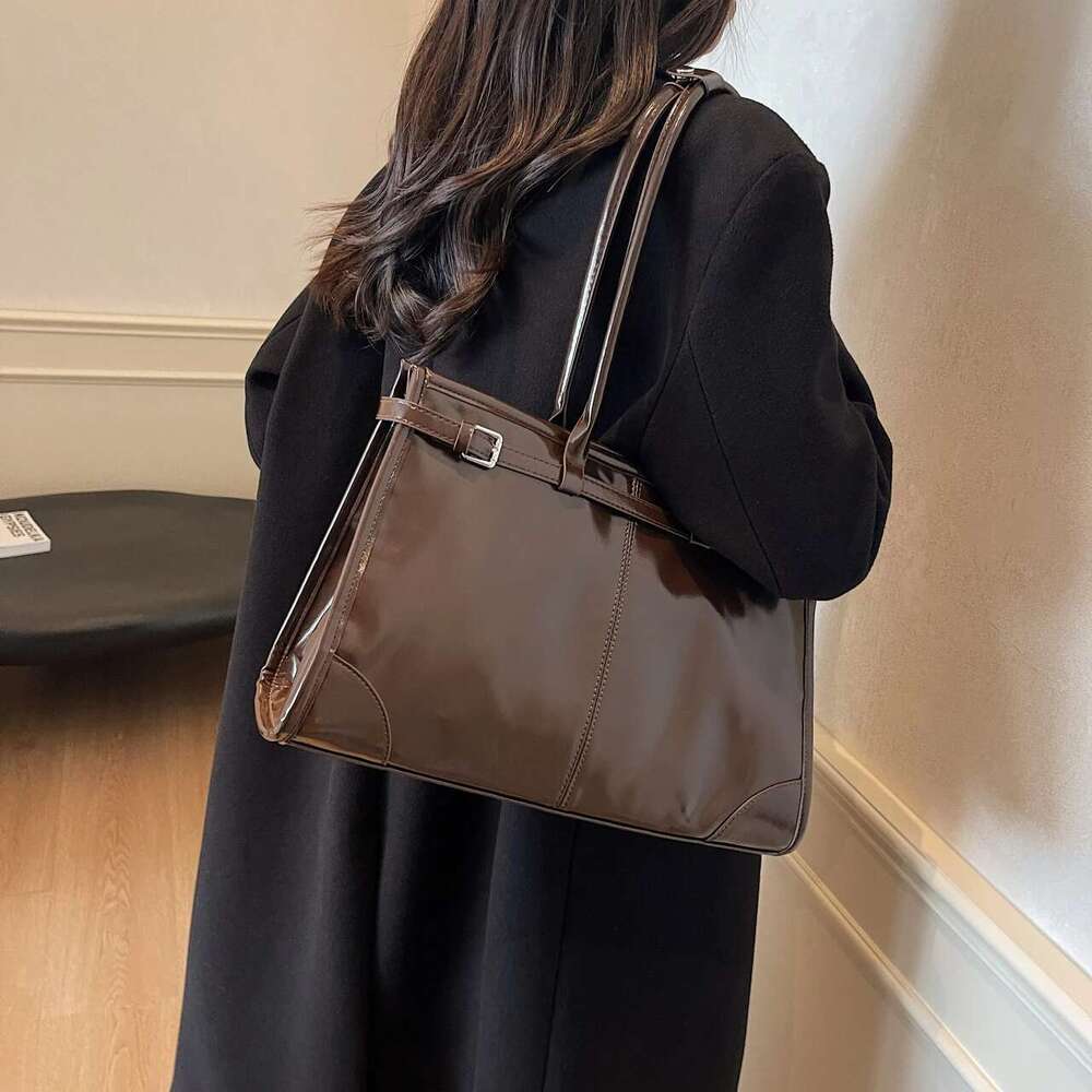 Shiny PU Leather Handbags Women Large Solid Elegant Shoulder Bags Classic Female Packages England Style Retro Casual Totes Lady