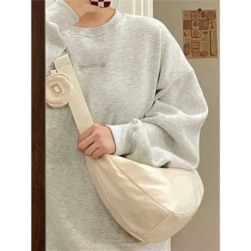 Versatile Crossbody Dumpling Bun for Women 2025 New College Students Commuting to Class Large Capacity Canvas BagT251121