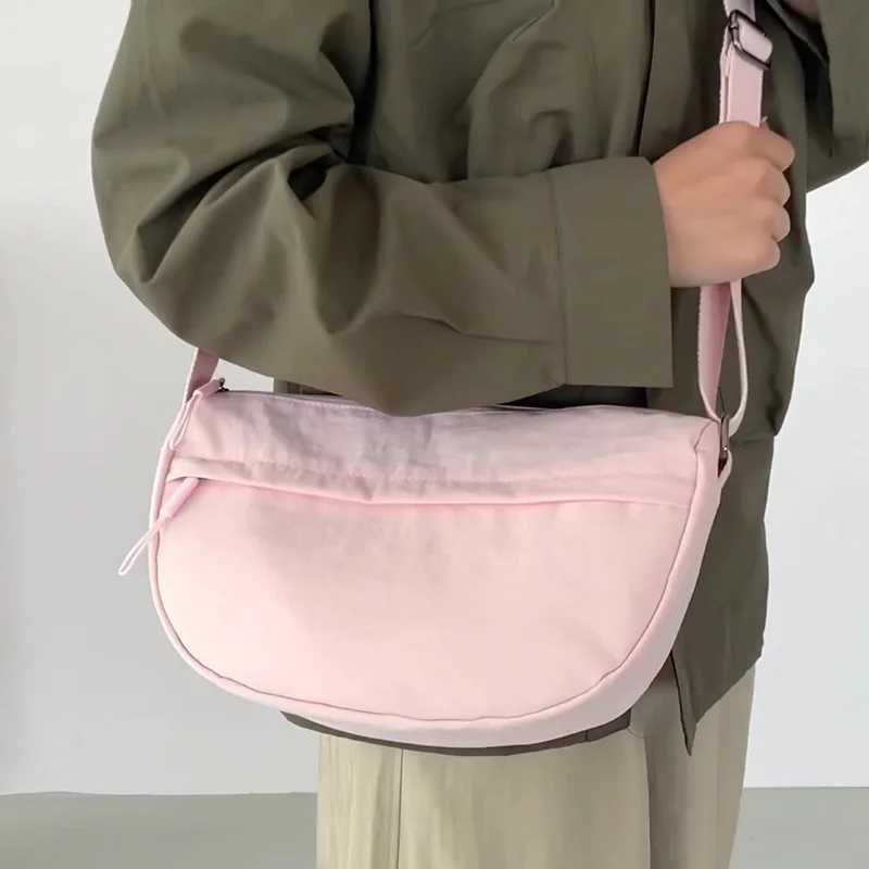 Solid Hobos Nylon Tote Bags with Multiple Zipper Pockets Large Capacity Casual Shoulder Bags for College Work Everyday UseT251121