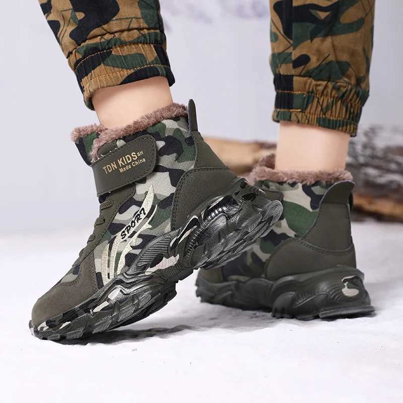 Winter Plush Boots For Children Anti-slippery Thick Warm Snow Boots Leather Trend Fashion Teenager Boys Cotton Camouflage ShoesW251121