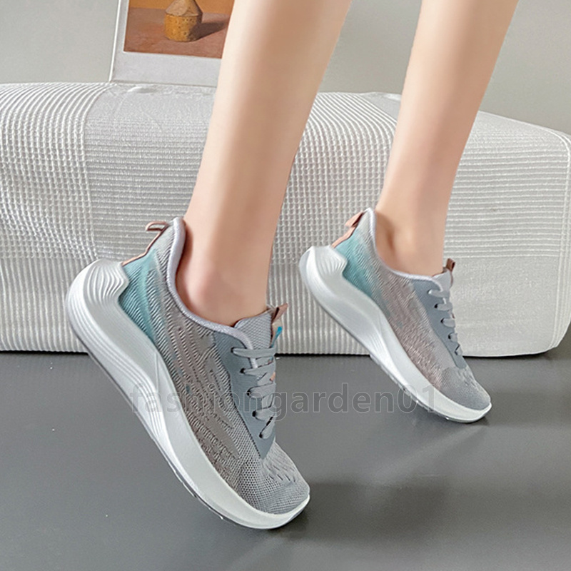 2025 Casual sneakers womens trainers Breathable women shoes flying Weaver Mesh light Walking Fashion Comfort Wearproof Sport designer shoes