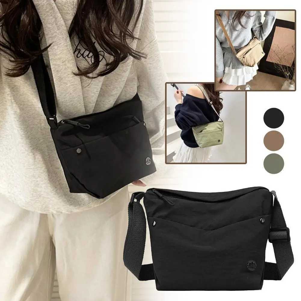 Casual Lightweight Tote Bag Versatile For Outdoor Use Simple And Portable Solid Color Single Shoulder Crossbody Bag Womens BagT251121
