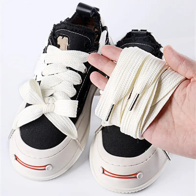 2CM Width Classic Shoelace Casual Teenis Shoe Laces Flat Shoelaces for Sneakers Length 130CM PVCMetal Head Shoes Accessories 251121
