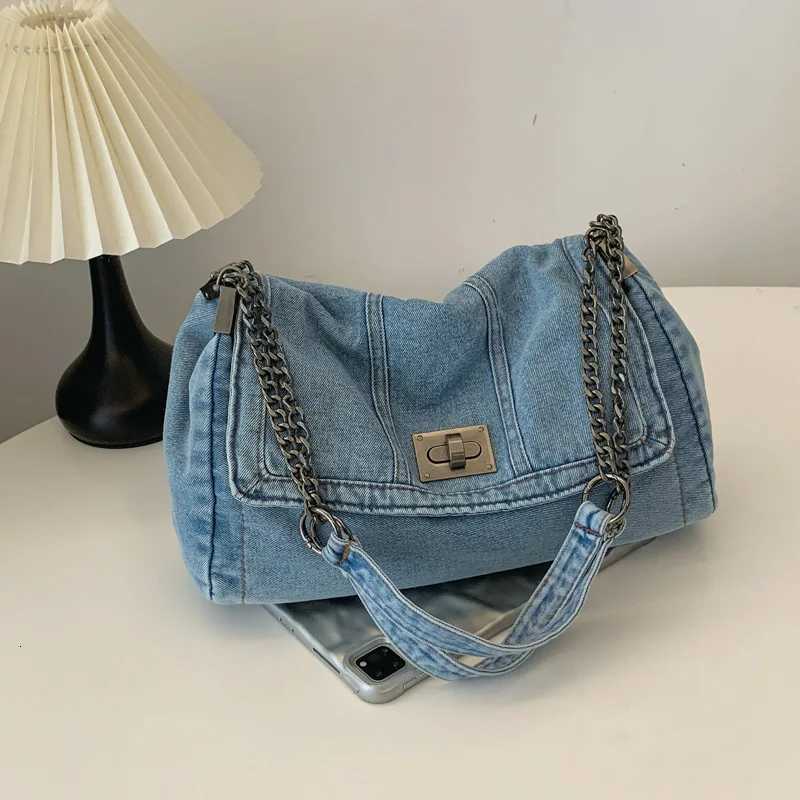 Denim Bag for Girls New Trendy Shoder Bag Large Capacity Tote Bag for Class Cmuting Crossbody Chain Bag Y251121